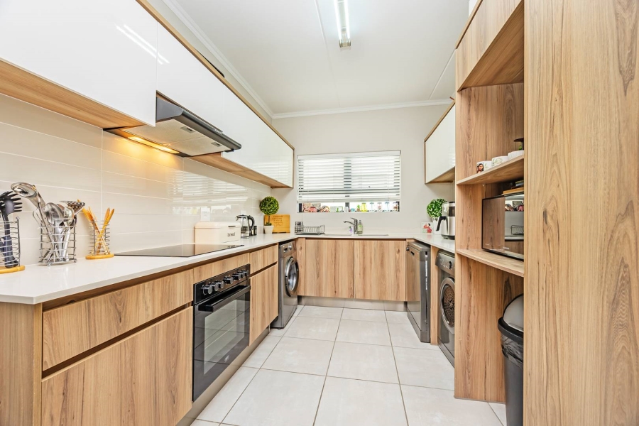 3 Bedroom Property for Sale in Richwood Western Cape